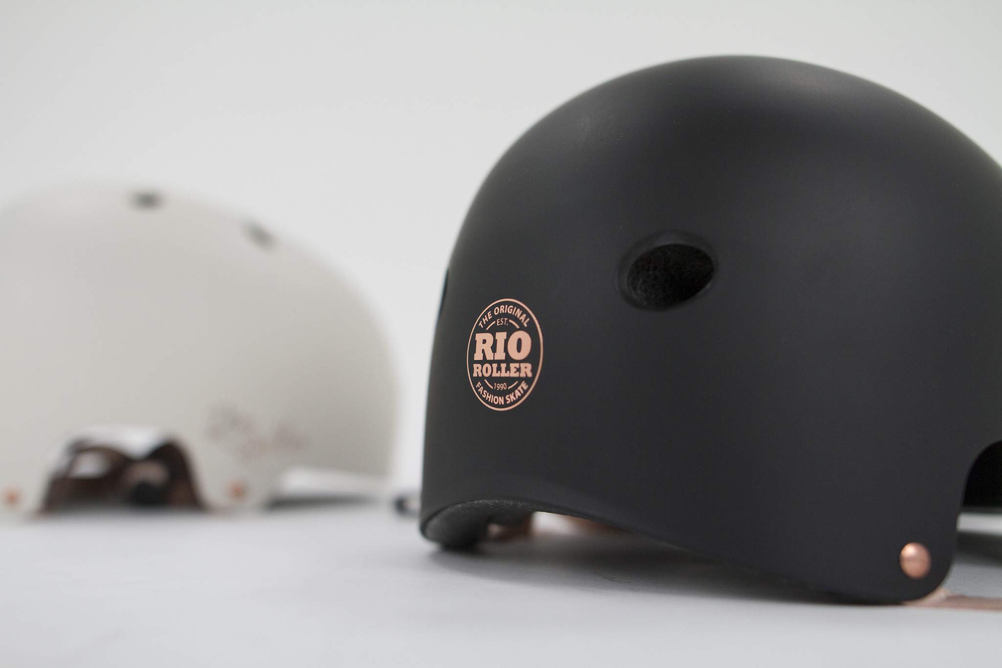 Rio Roller Rose Helm Black