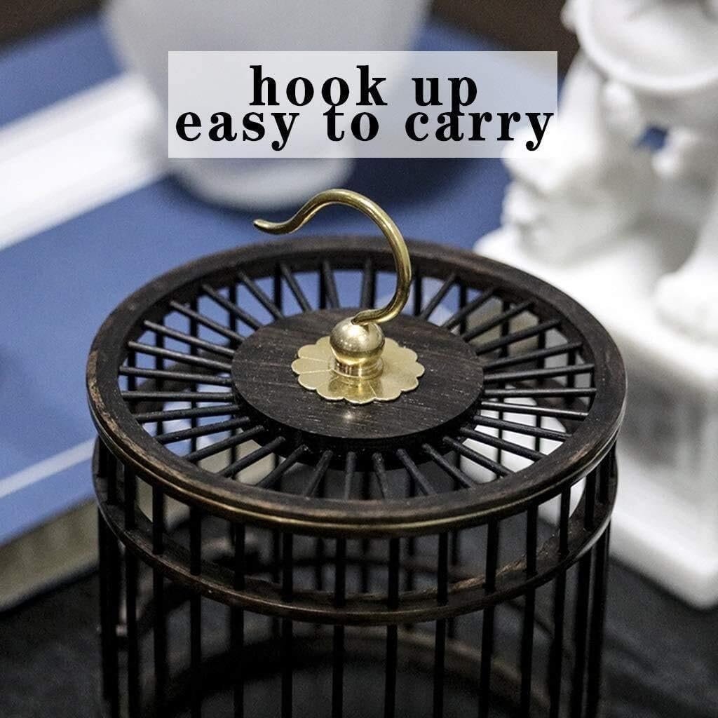 Black Travel Carrier Cage Plastic Bird Cage with Hook Flight Birdcage Round Bird Aviary Bird Carrier Budgie Cage Easy Practical