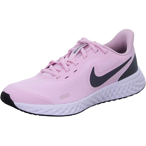 Nike Unisex-Child Revolution 5 Grade School Running Shoe