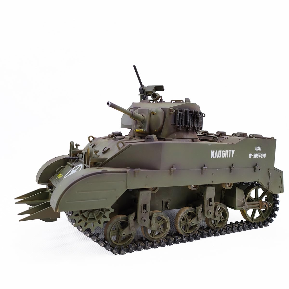 1/16 Scale RC Tank, US M5A1 Stuart, modello di carro armato radiocomandato con effetti sonori, telescopio scarico fumo R-C veicolo militare per adulti
