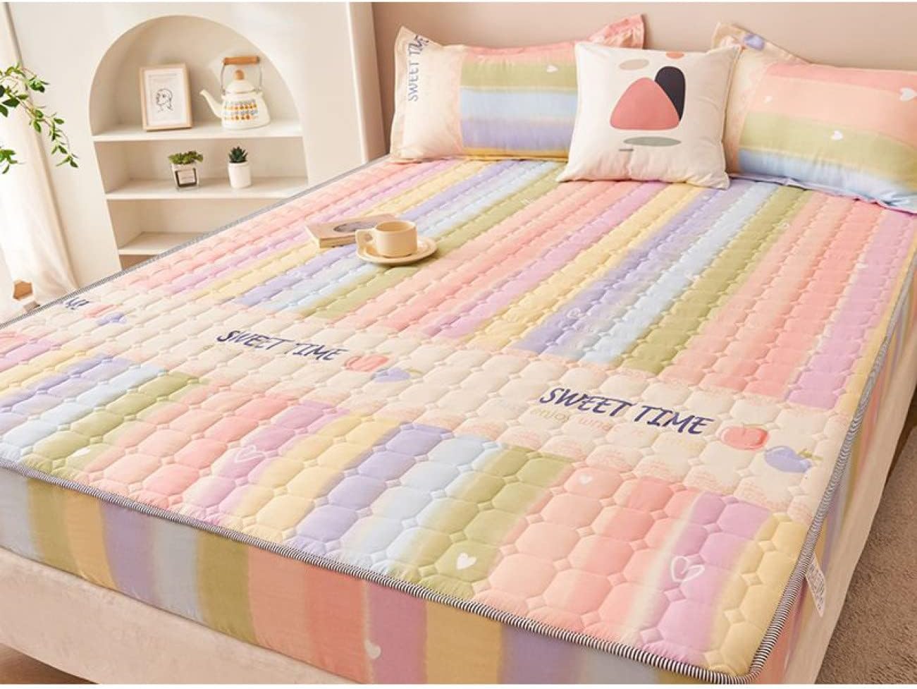 Mattress pad 3-piece set 200*220 Cute fitted sheet Washable All season Dust-free Washable bed pad Colored mattress pad Single Interior All-around elastic band Quilted mattress cover INS style (Color