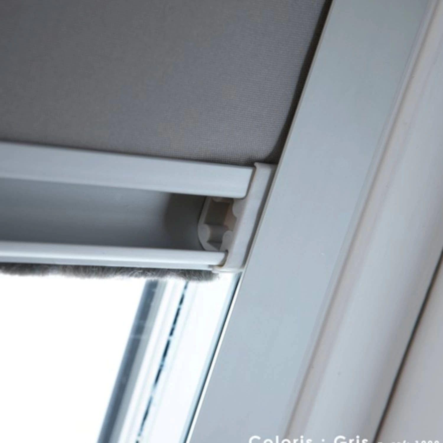 MADECOSTORE Store de Toit occultant Cadre alu Compatible VELUX® K - Bleu foncé - L114 x HSK06