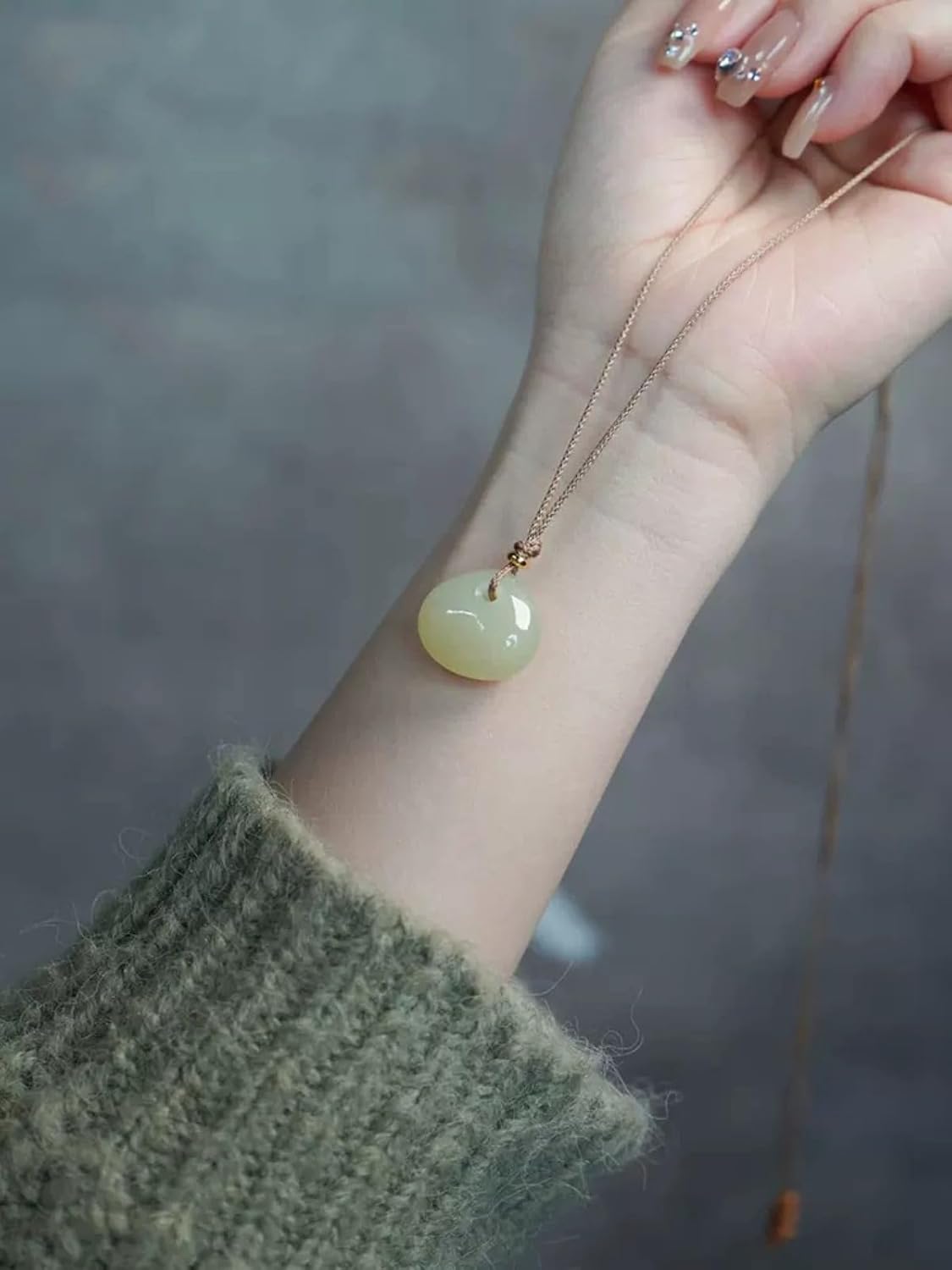 Natural Hotan Jade Pendant Necklace with Adjustable Chain, Clear Water Safety Lock Design, Unisex Valentine's Day Gift for Girlfriend and Boyfriend