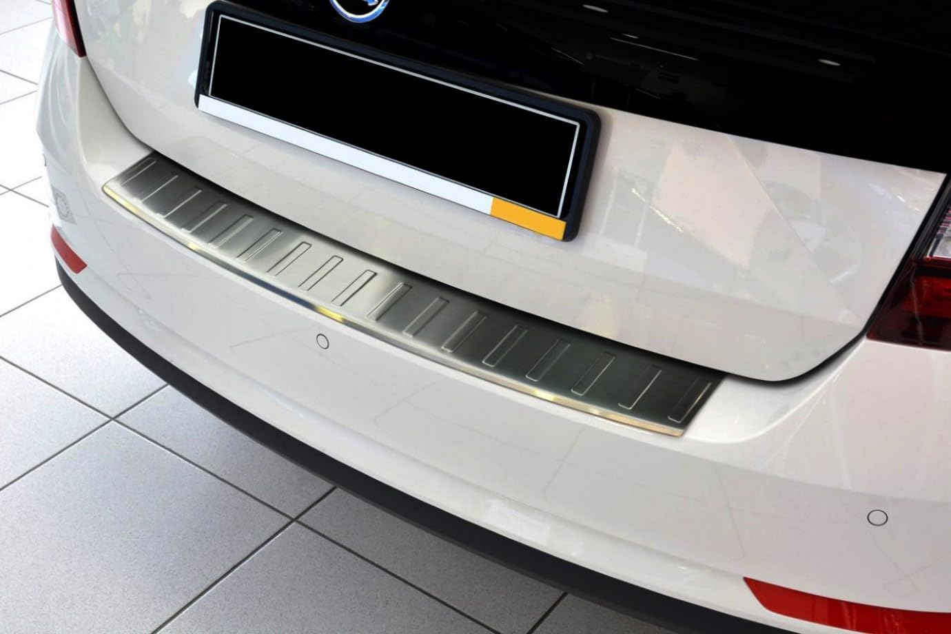 Chrome Rear Bumper Protector Scratch Guard Fits Rapid [2012+]