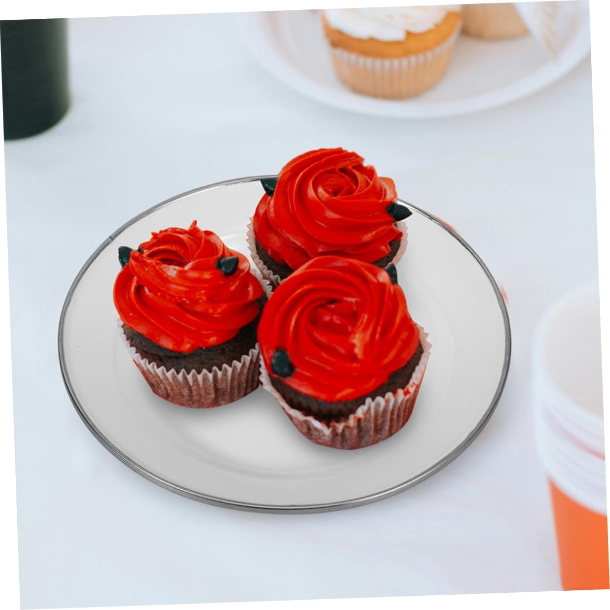 DOITOOL 4pcs White Enamel Snack Plates 22cm Thickened Retro Style Enameled Serving Dishes Small Outdoor Vintage Dinnerware for Fruits and Appetizers