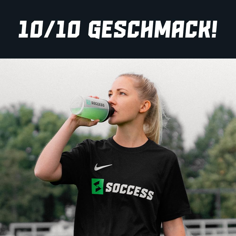 PLAYMAKER | Workout Booster speziell für Fußballer | Sport Drink mit Kohlenhydraten + Elektrolyten + Mineralien + Aminosäuren + Koffein | 20 Portionen | Berry-Mix