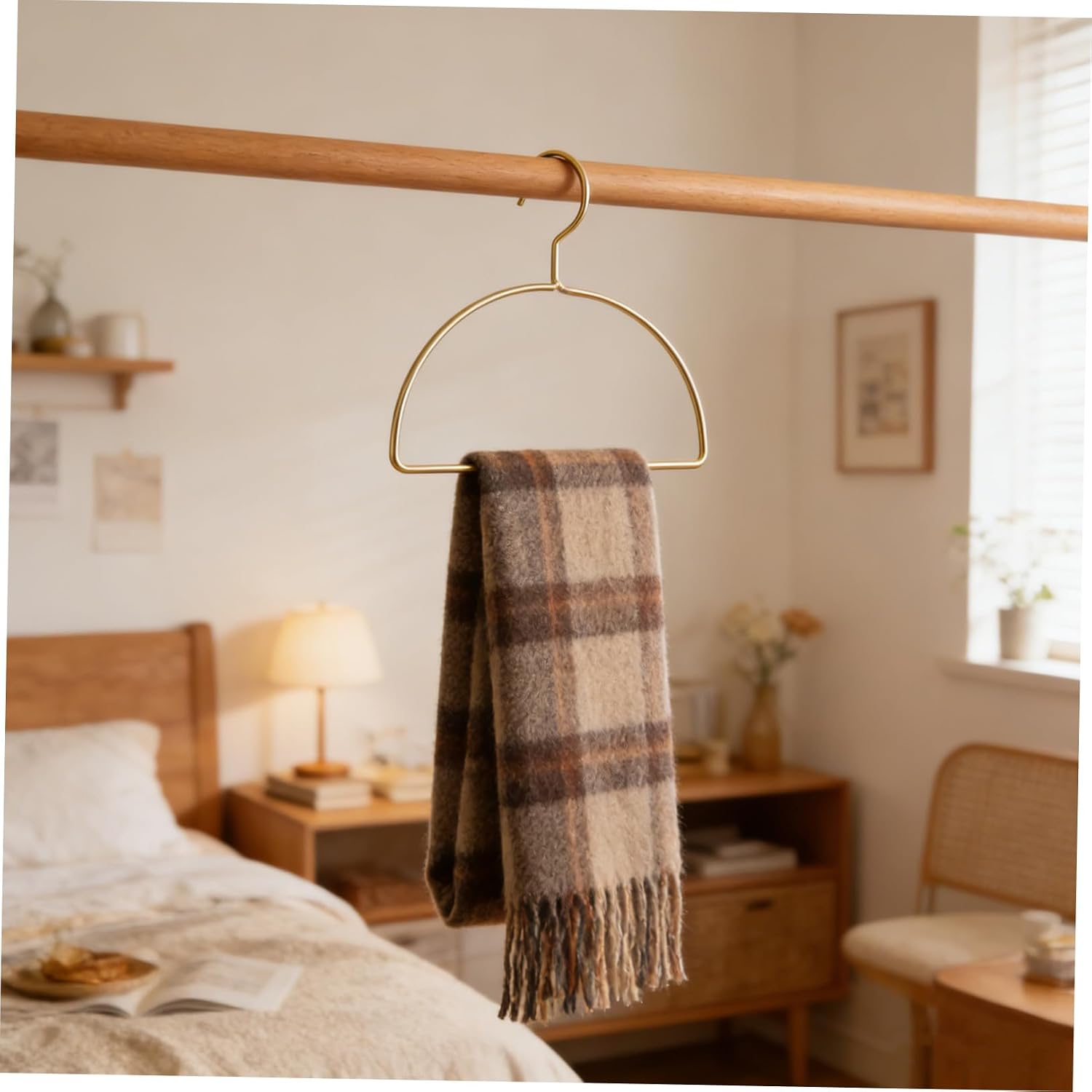 ULTECHNOVO 5pcs Wall-Mounted Scarf Organizer Rack in Golden Iron, Semi-Circle Clothes Drying Hangers for Laundry Room and Bedroom, Space Efficient Design Prevents Slipping for Scarves