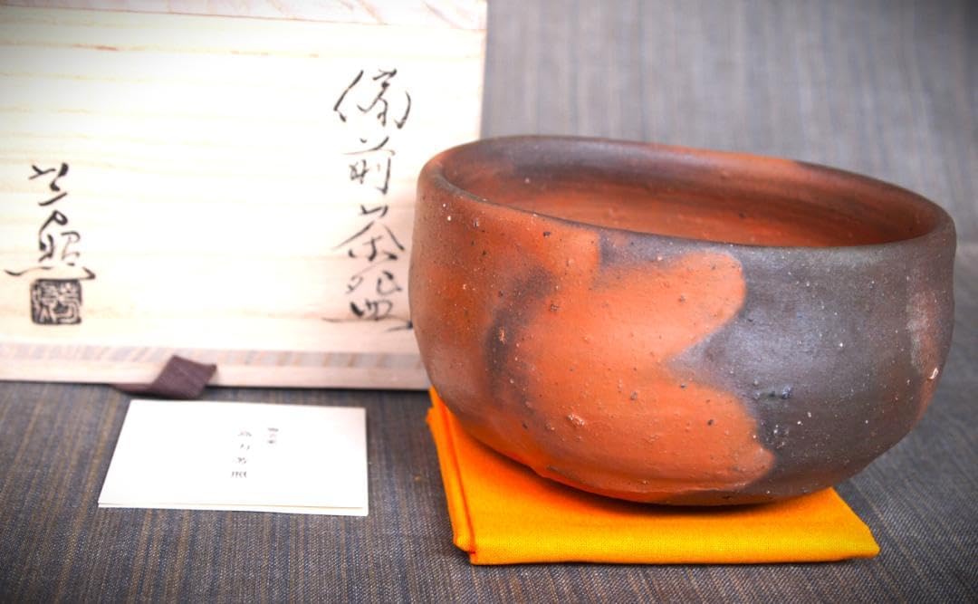 人気作家★高力芳照【師：金重素山、金重有邦】★粉引茶碗★共箱・布 作家高力芳照師:金重素山、金重有邦粉引茶碗共箱・