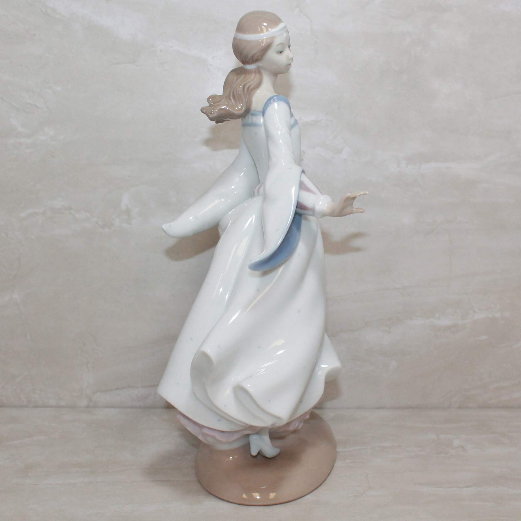 Amazon.com: Cinderella Collectible Figurine 4828 Retired Glazed