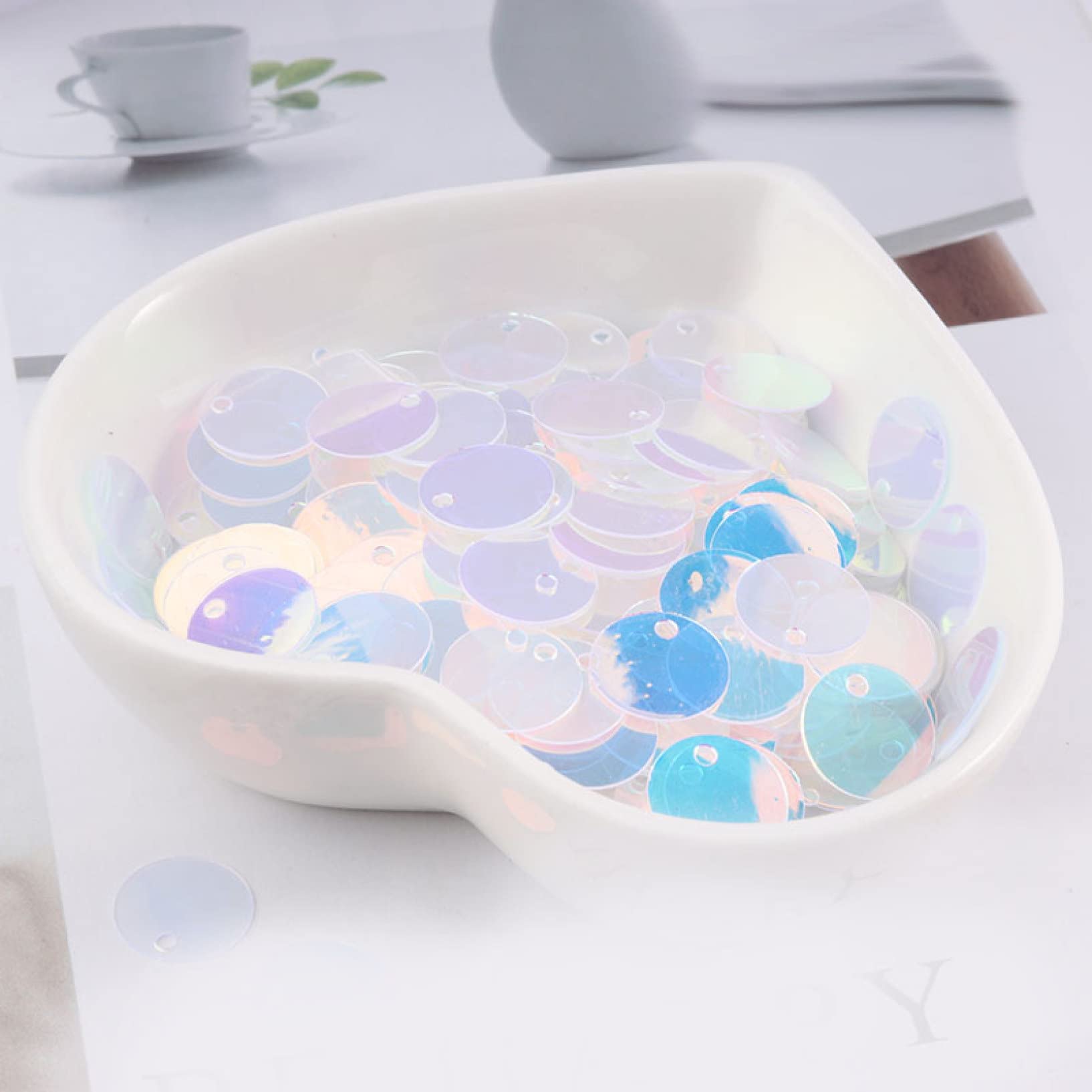 Luźne cekiny, Paillettes500g Cekiny Przezroczyste Kolorowe Okrągłe Szycie Akcesoria Do Sukni Ślubnej Paillettes Dekoracja DIY Materiał do szycia (Kolor: Żółty, Rozmiar: 1 cm 500g)