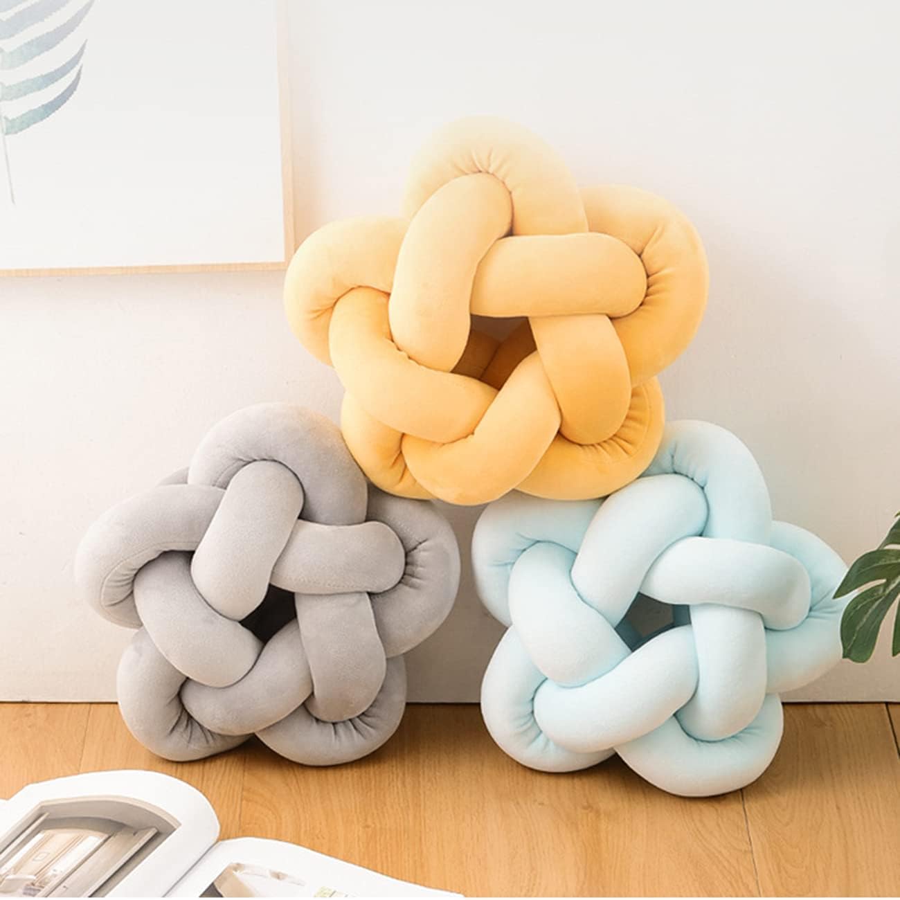 ZANYB Knot Plush Throw Pillow Handmade Knotted Star Soft Sofa Lumbar Cushion Stuffed Ball Pillow Home Office Children Room Decor, Emerald Green 12.59 in32 cm