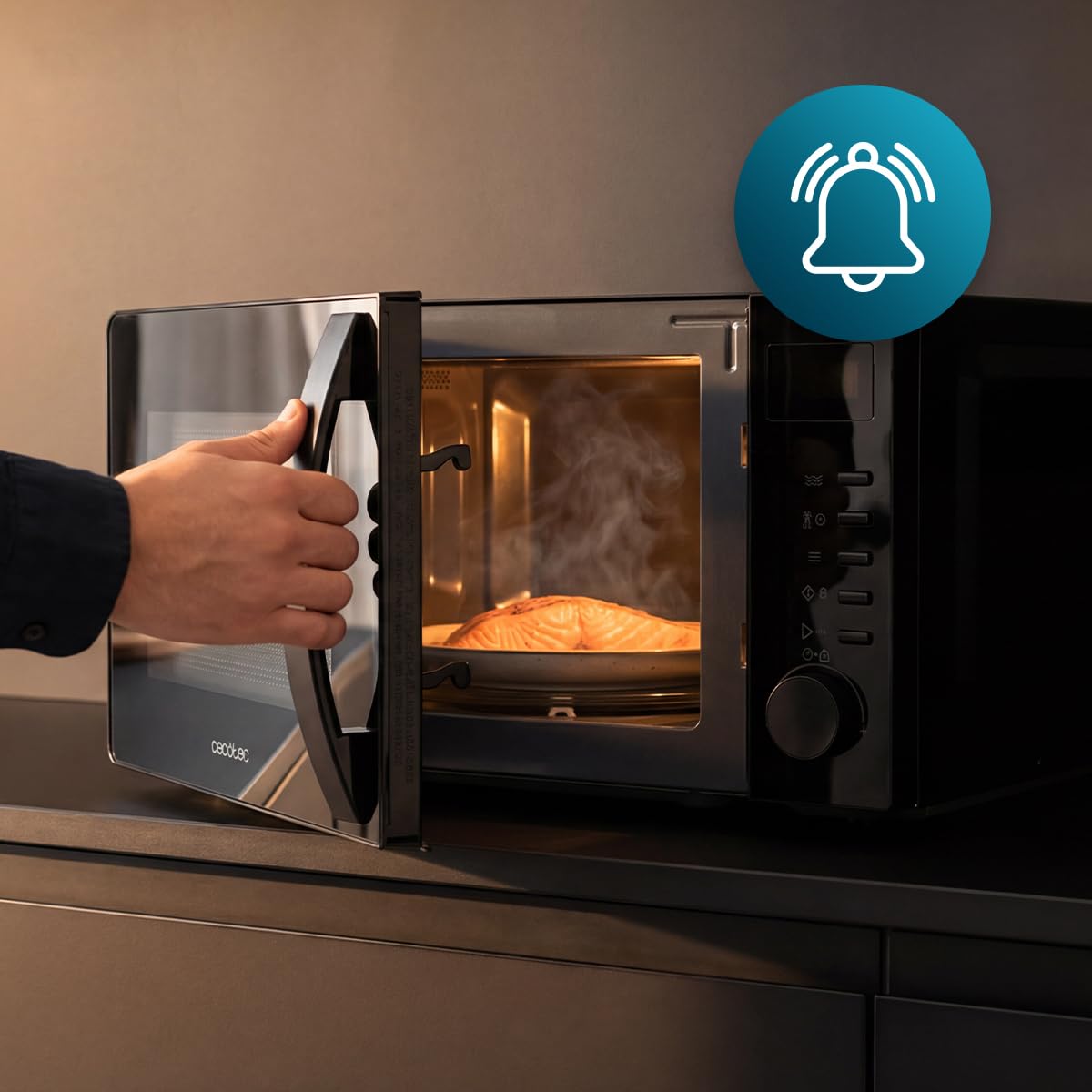 Cecotec Microonde Digitale ProClean 5005 Black. 700 W, 20 L, Tecnologia 3DWave, 5 Livelli Potenza, Timer 30 min, Scongelamento, Display con Orologio, Riscaldamento Rapido
