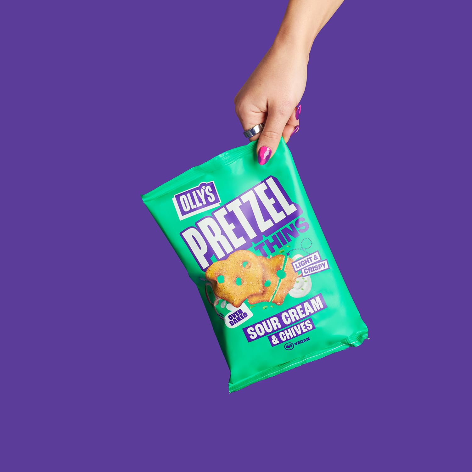 Olly's Pretzels horneados Sabor a Crema Agria y Cebolla, Snacks Veganos, Bolsa 140g