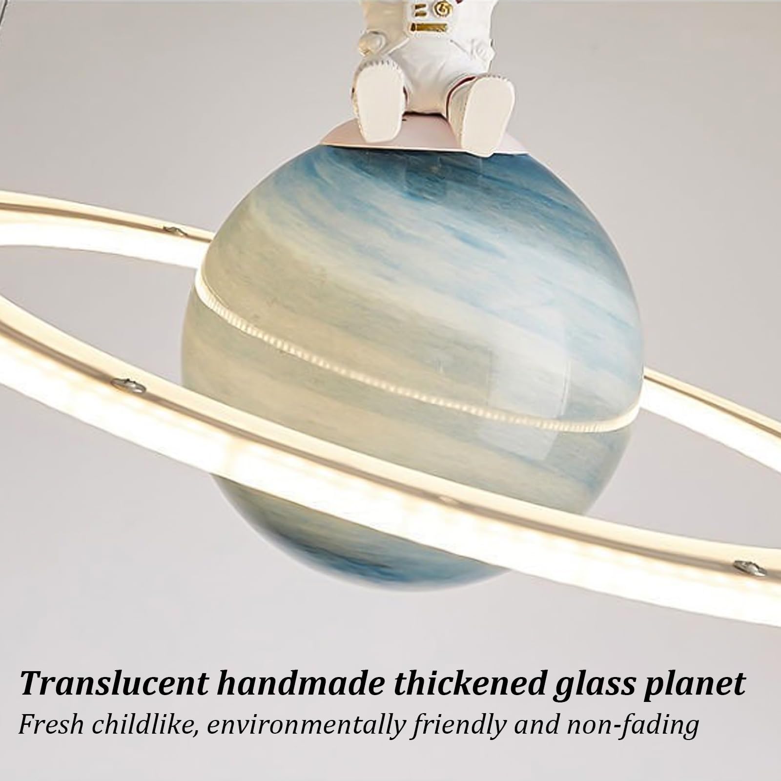 Suspension planète en acrylique pour chambre d'enfant, lampe LED suspendue espace, décoration intérieure, éclairage féérique pour garçons et filles (Astronaute)