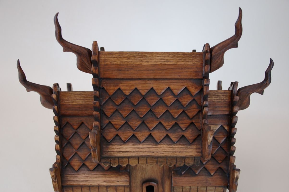 echtes thailändisches Geisterhaus original und neu Fang Holzhaus (H:47 x B:22 x T:38 cm)
