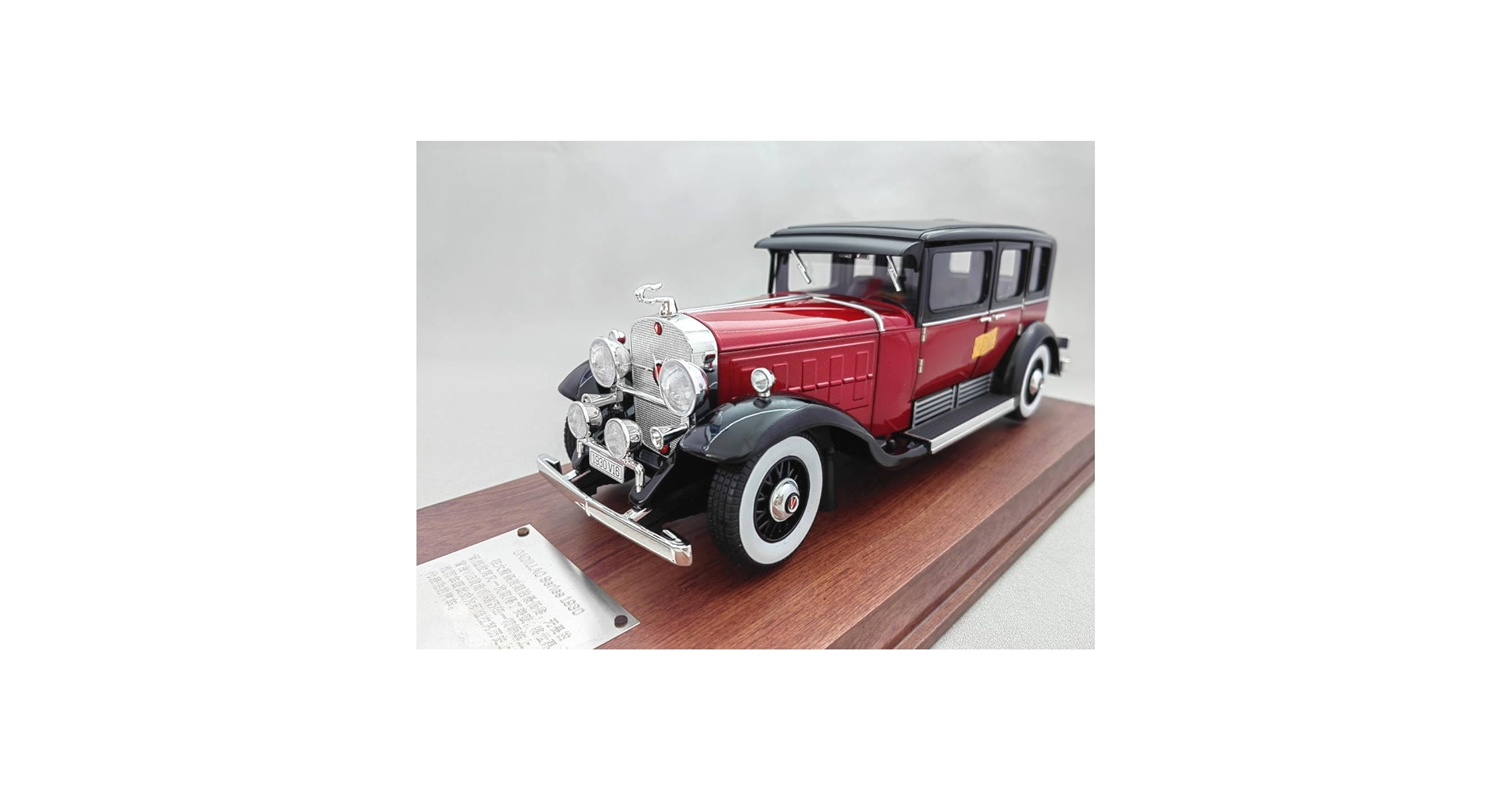 Amazon | 1/18 キャデラック V16 1930 | ミニカー・ダイキャスト