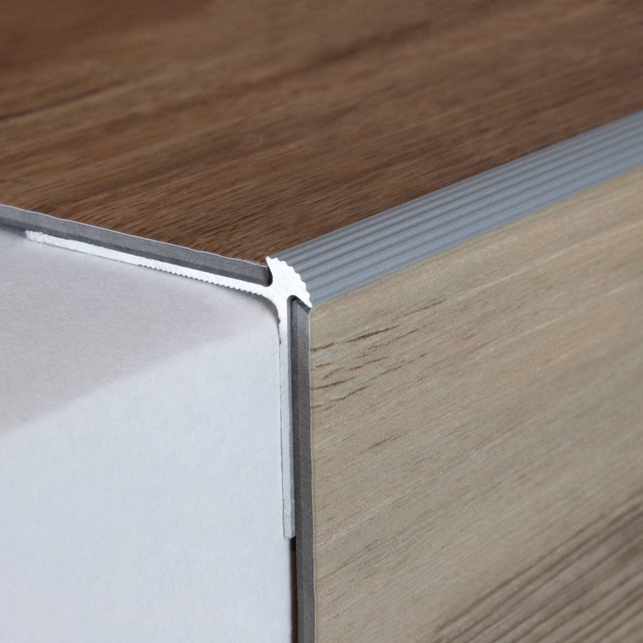 Treppenkantenprofil | Winkelprofil | 2 Meter (2 x 1 m) | (40 x 30 x 3 mm) | Alu eloxiert, gebohrt, von Auer Metall