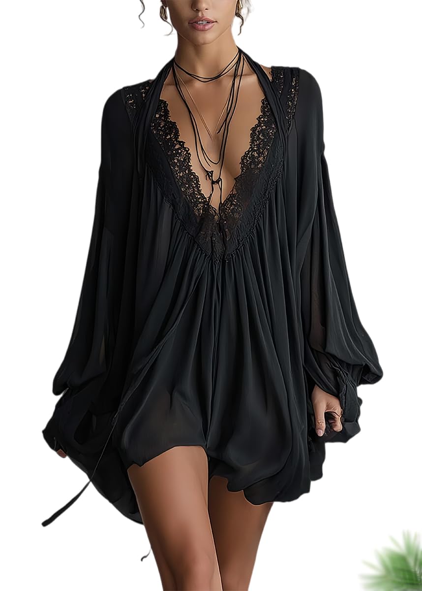 Generico Abito Corto da Donna in Chiffon Nero con Scollo all'Americana e Inserti in Pizzo, con Schiena Scoperta