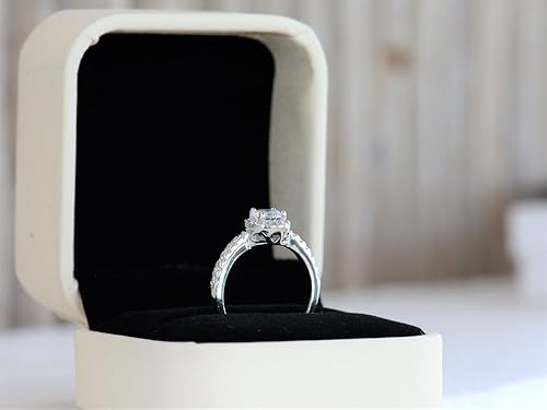 Miniatura 5 de LEMON GRASS Anillo de compromiso redondo de diamantes con halo de 122 quilates con banda de pavé en plata de ley con piedra de circonita cúbica