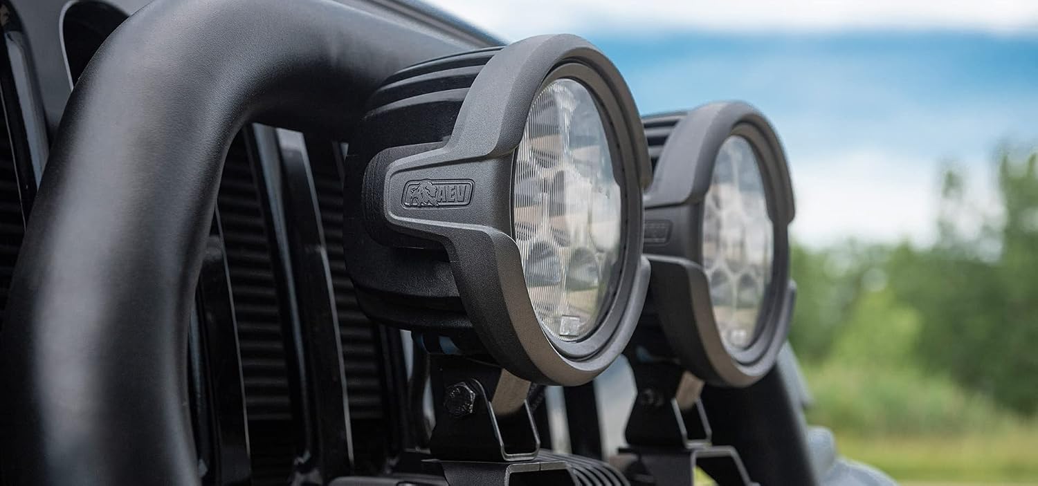 AEV American Expedition Vehicles 7000 Series 7" LED 92-WATT Off-Road Light Kit 9,900 raw lumens 8,000 effective lumens 12v voltage spectrum 92 watts of power