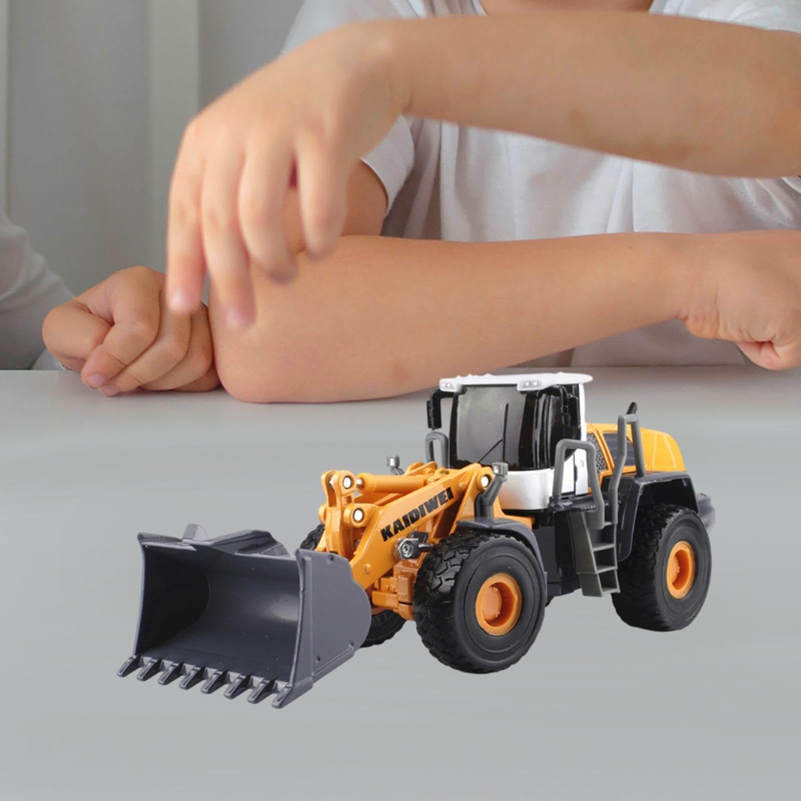 Amazon.co.jp: koolsoo 1/50スケールホイールローダー玩具