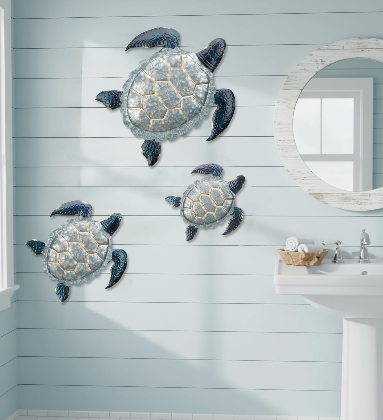 Regal Art & Gift Sea Turtle Wall Décor, Handcrafted Metal Ocean-Inspired Art, Weather-Resistant Coastal Decor for Indoor & Outdoor, Ideal for Living Room, Porch & Backyard, 17.25”L x 1.5”W x 18.5”H