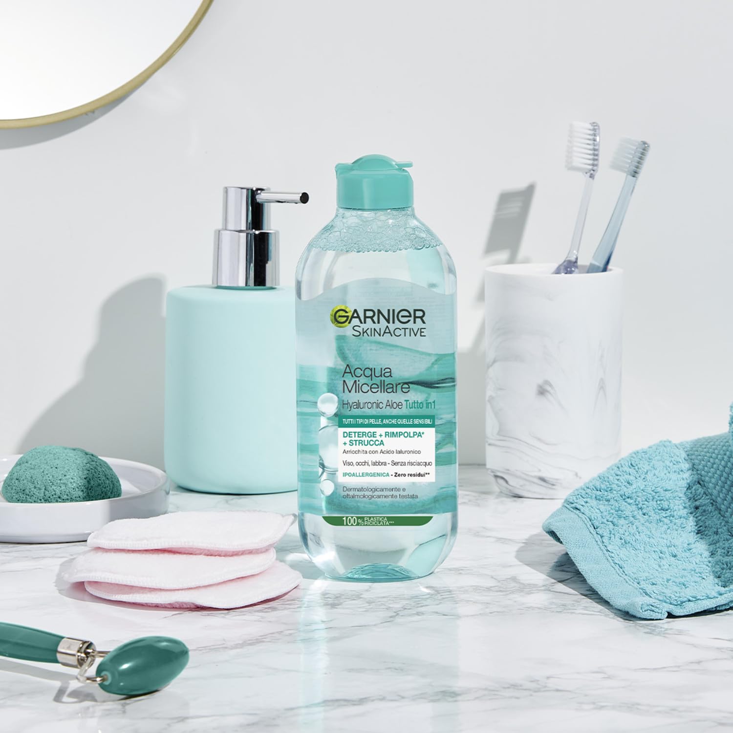 Garnier Acqua Micellare Tutto in 1, Per Tutti i Tipi di Pelle, Arricchita con Acido Ialuronico, Pelle Detersa e Idratata Profondamente, Hyaluronic Aloe, 400 ml