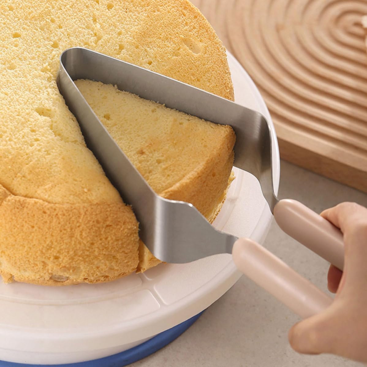 BESTOYARD 4pcs Stainless Steel Cake Cutter and Divider Set Triangle Cake Slicer with Portable Lifter for Wedding Cutting and Baking Supplies