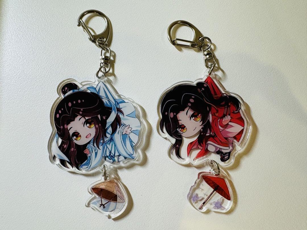 【天官賜福】きゃらドリ アクリルキーホルダー 花城＋三郎＋謝憐 Amazon.co.jp: 天官賜福 謝憐 花城 三郎 アクリルキーホルダー : おもちゃ