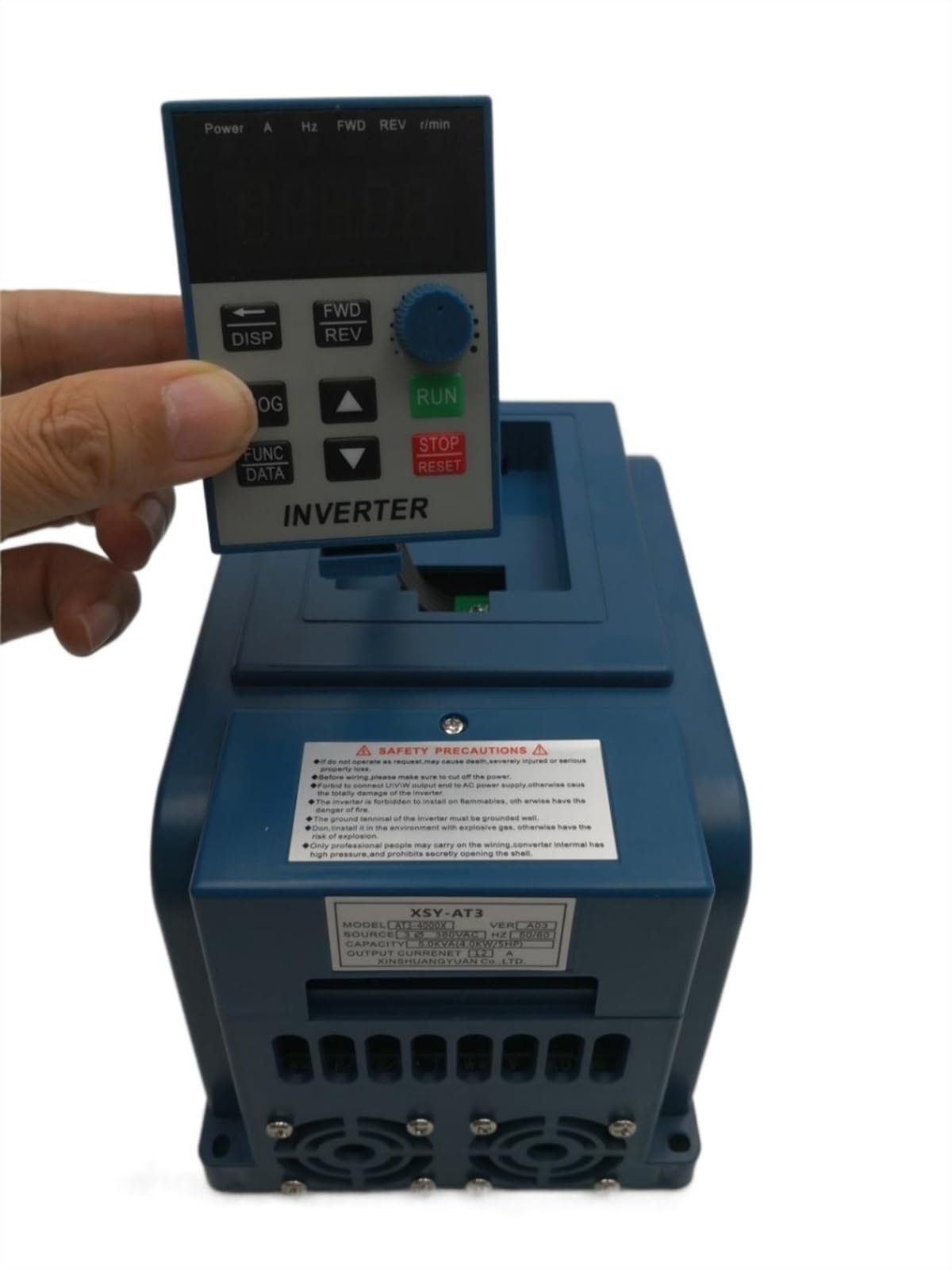 Variatore di Frequenza, VFD 380V 4KW AC 380V 1.5kW/2.2KW/4KW/5.5KW/7.5KW Azionamento a frequenza variabile Regolatore di velocità trifase Inverter Motore VFD Inverter(0.75kw AT3 380v)