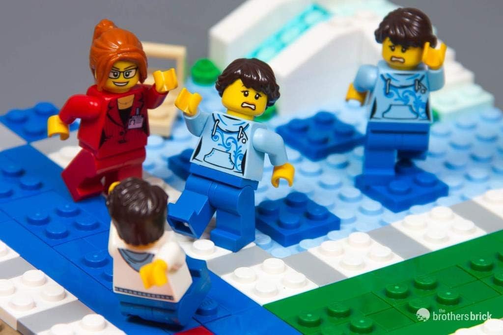 LEGO Ludo Game - Challenge Your Friends and Family to a Game of Ludo!
