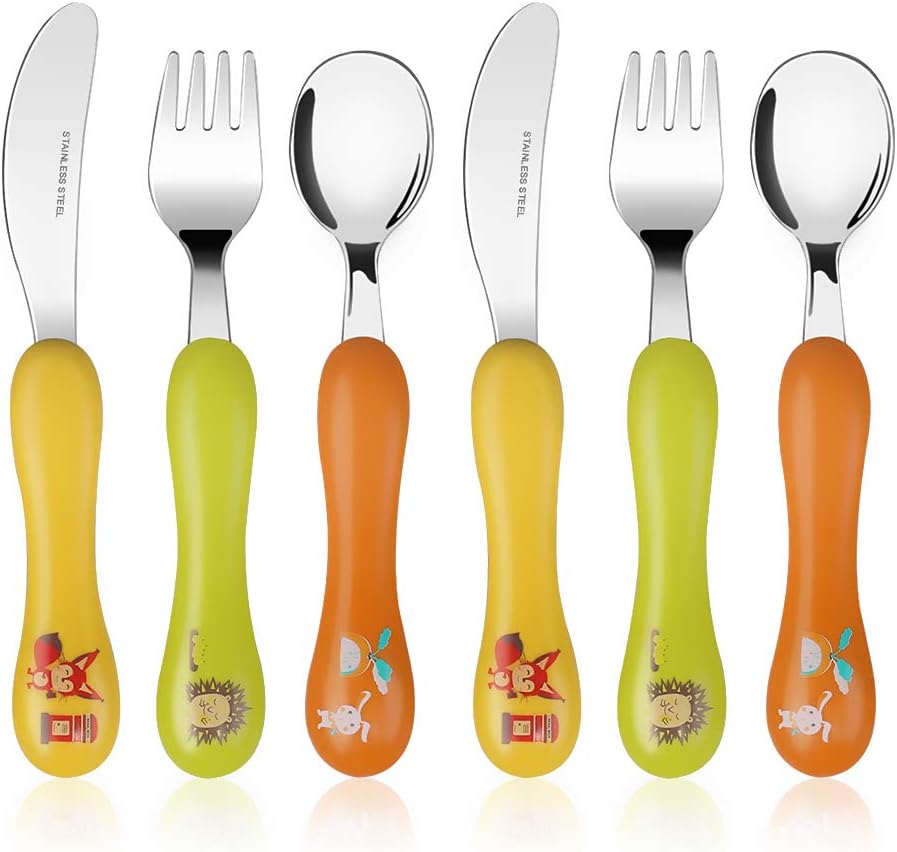 cucchiaio per mangiare il bambino