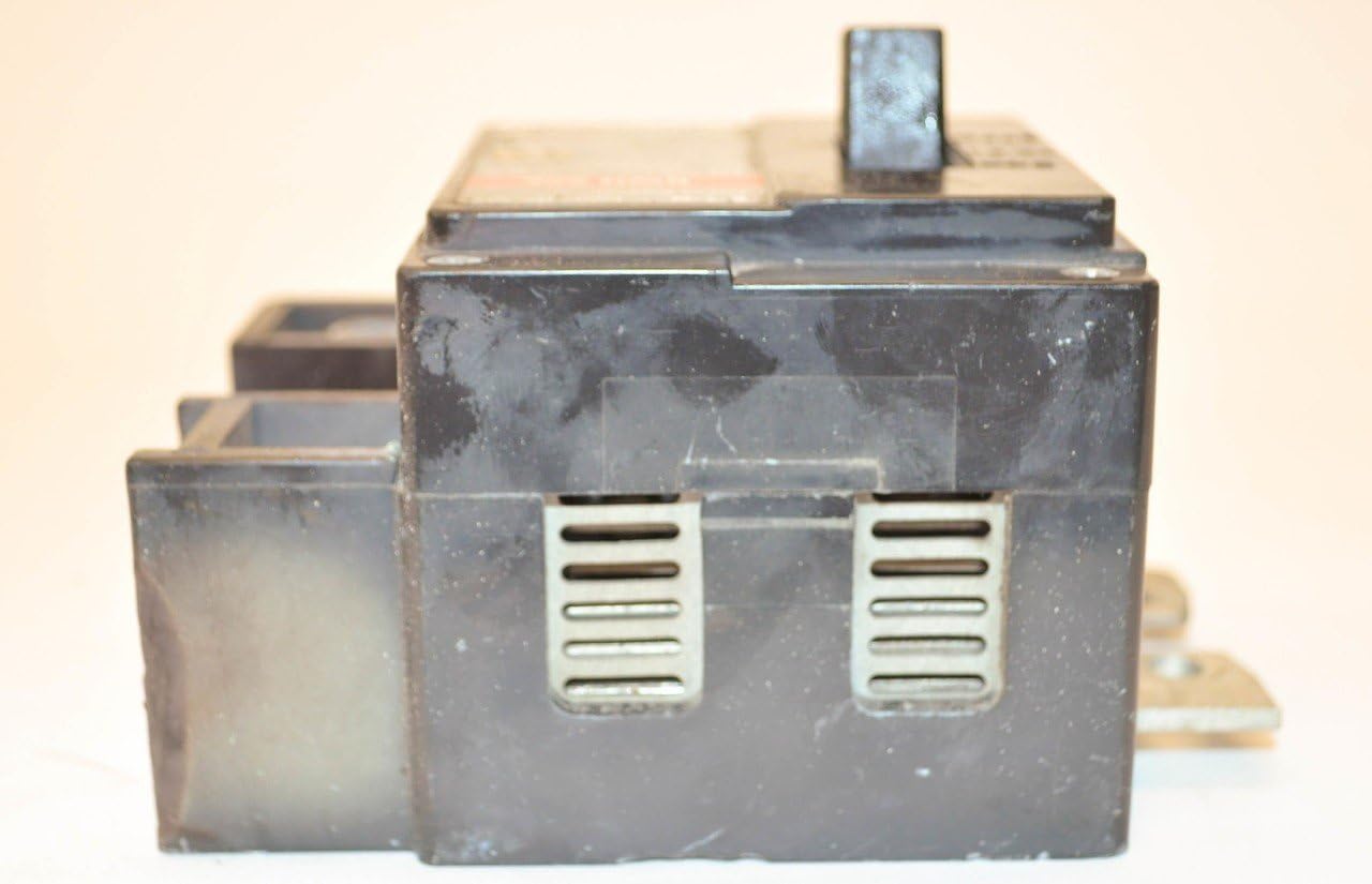 Eaton Cutler-Hammer CHBWH2225 Circuit Breaker, top view