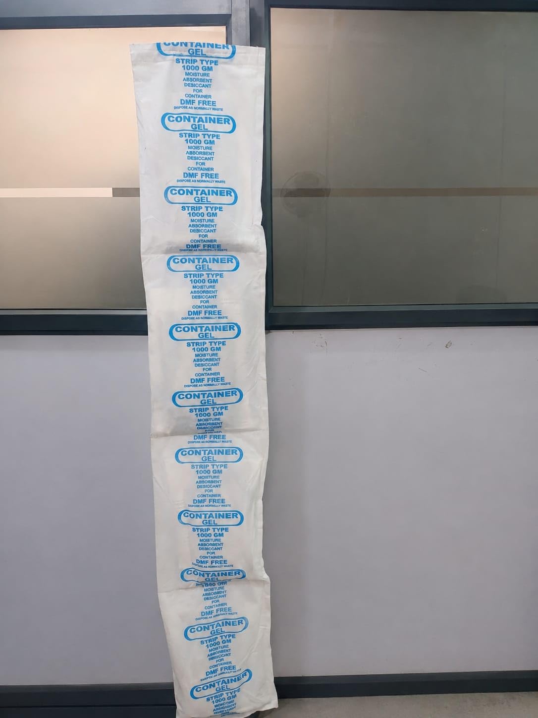 Container Silica Gel 1 Kg (250gmX4) with Hanger-image-44
