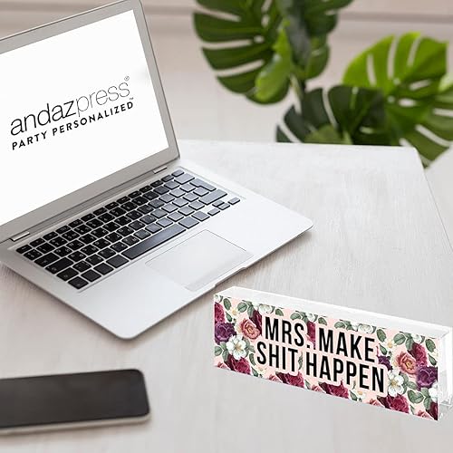 Vista 37 de Andaz Press Funny Office Desk Plate, Petty AF placa de acrílico para el hogar, escritorio, jefe, jefe, compañero, trabajo, divertido letrero