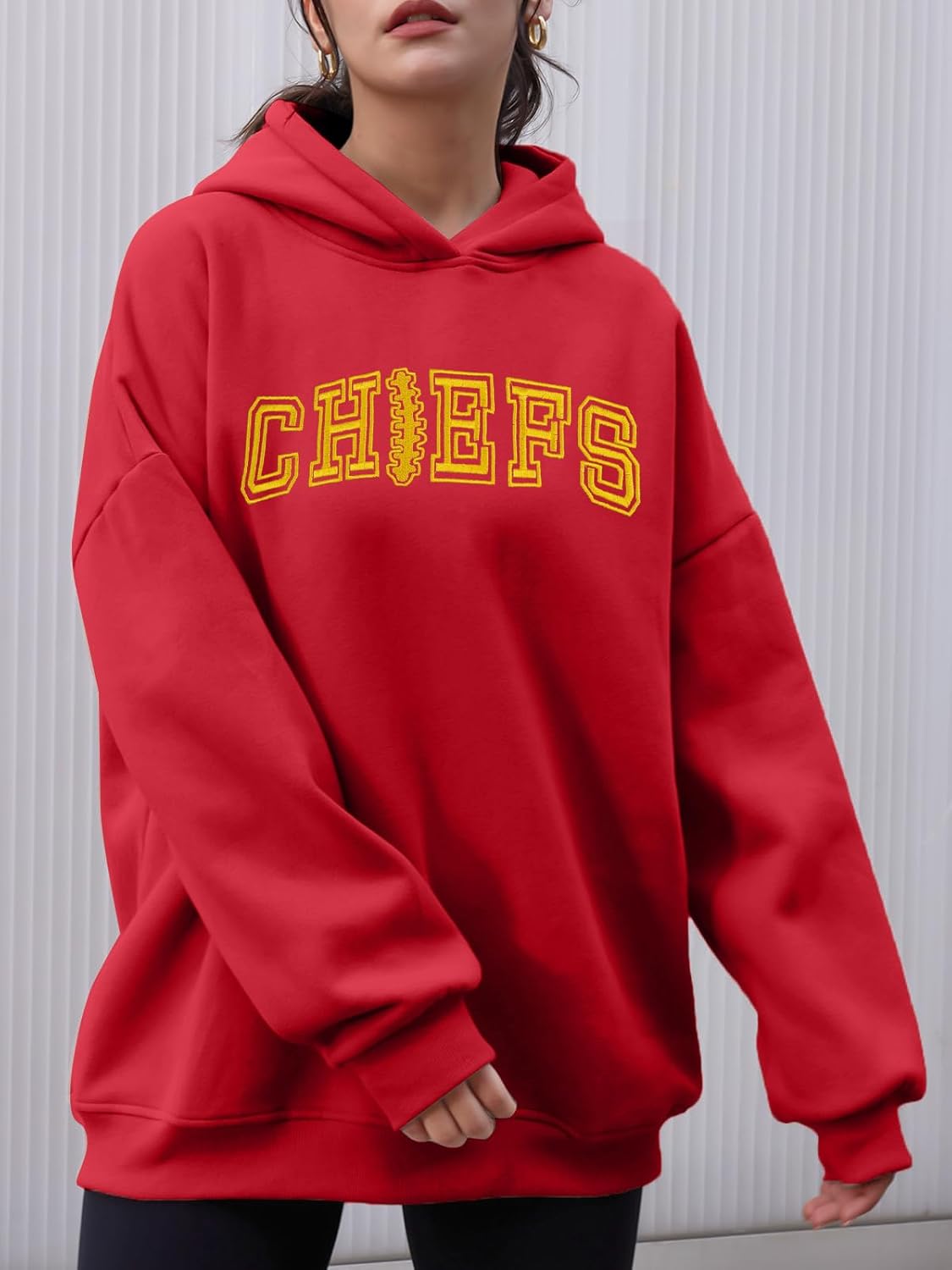 UNIQUEONE Game Day Sweatshirt Women Football Sweatshirts Football Mom Hoodie Touchdown Shirt Casual Crewneck Pullover Red - Image 2