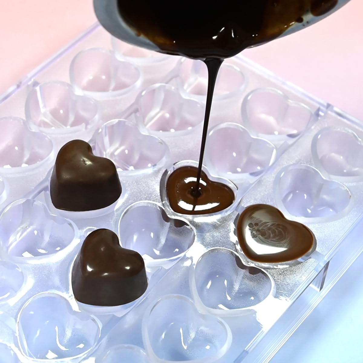 TUKE Stampo per cioccolatini in policarbonato a 32 cavità, per praline, tartufi, trasparente, flessibile, riutilizzabile, per dolci, dolcetti fai da te a forma di cuore (B_ cuore)