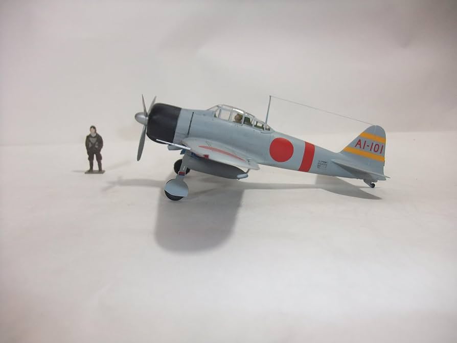 Amazon | 完成品 日本海軍零戦21型艦上戦闘機 空母 赤城 搭載