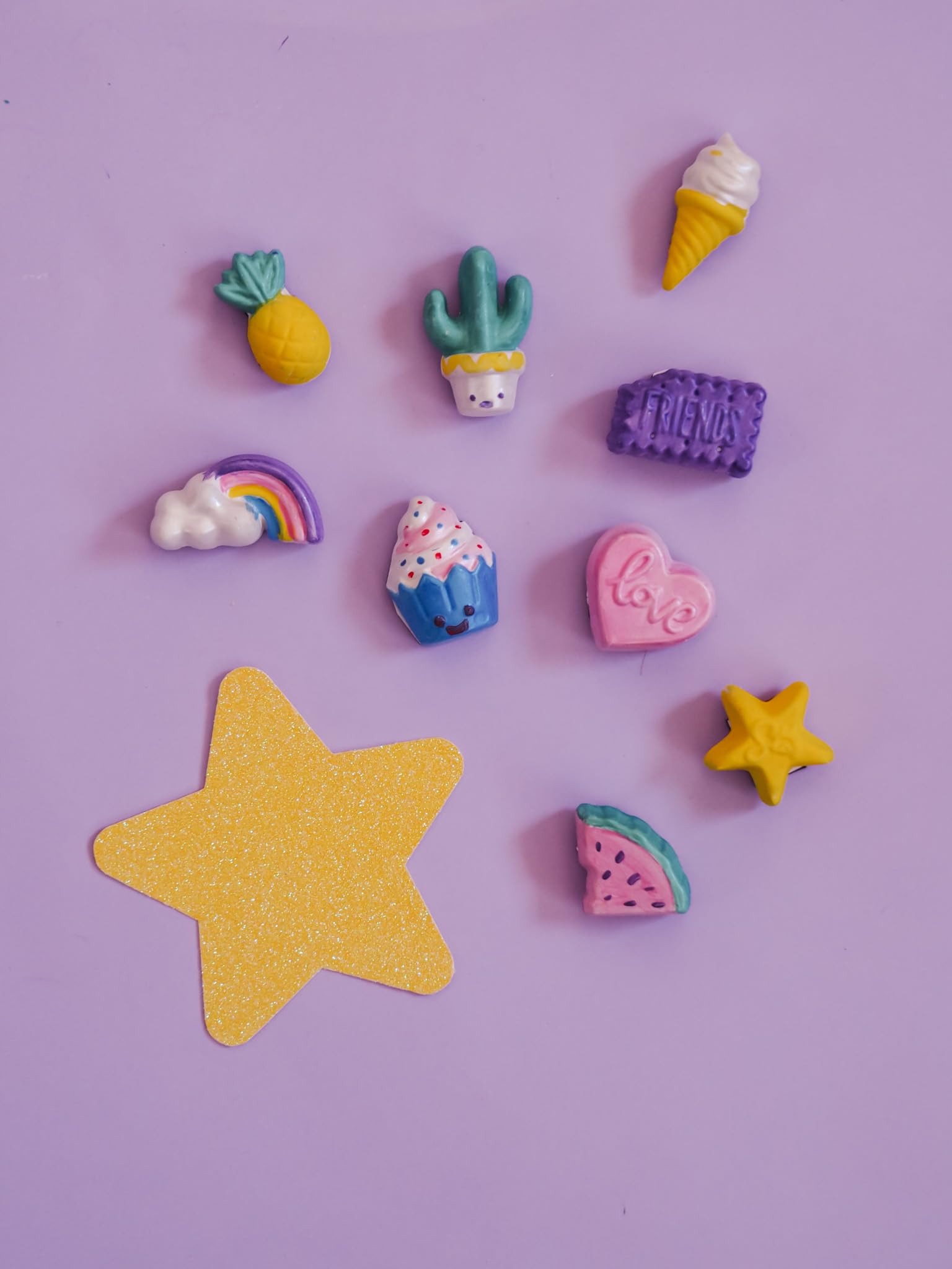 Mako Moulages – Mon Atelier Magnets Fun – kit de Loisirs créatif - Plâtre et Peinture – 9 empreintes en plastiques – Activité Manuelle - Made in France - A partir de 5 Ans – 39119