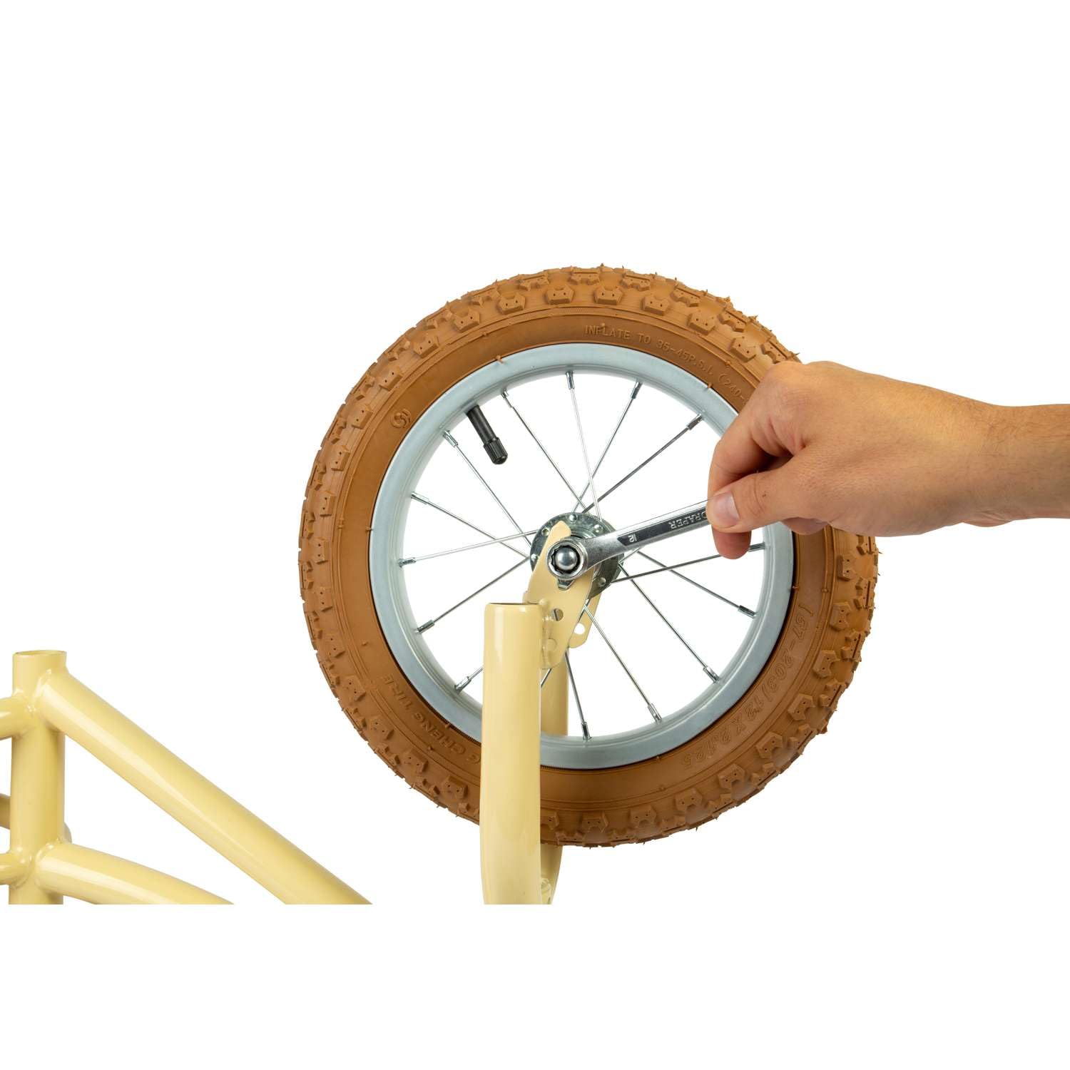 Bigjigs Toys Vélo d'équilibre Couleur crème avec Panier - Vélo sans pédales pour Tout-Petits