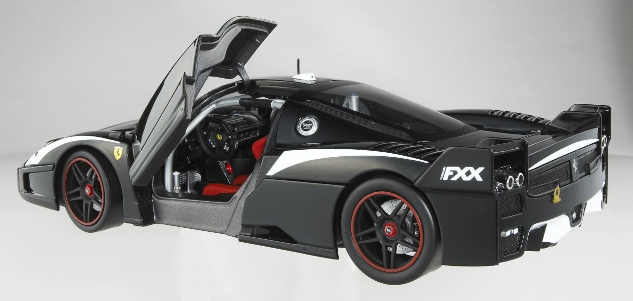 マテル 1/18 フェラーリ FXX Evoluzione Hotwheels 【公式通販】