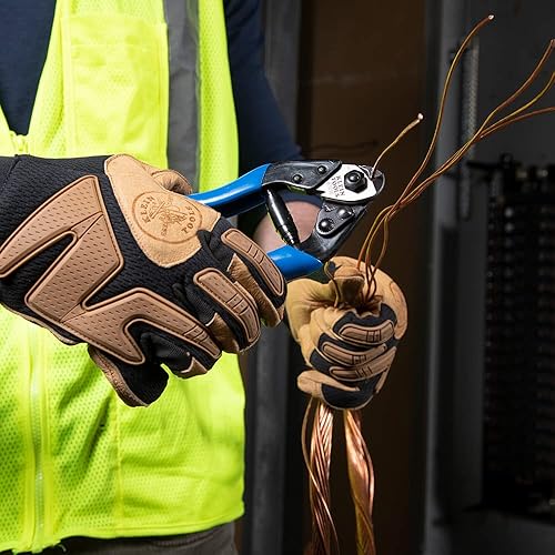 Miniatura 9 de Klein Tools 63016 Cortador de cables, tijeras de cable resistentes cortan ACSR, acero y la mayoría de cables endurecidos, con práctico bloqueo para