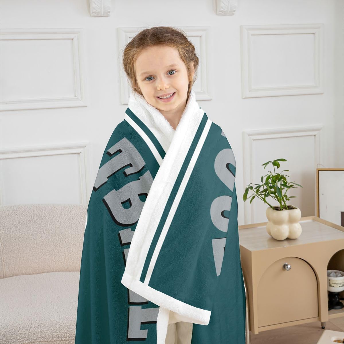 Erosebridal Gridiron Throw Blanket, Sports Decor Rugby Helmet Fleece Blanket for Boys Kids Football City Seasonal Design Plush Bed Blanket for Sports Fans Gifts, Queen