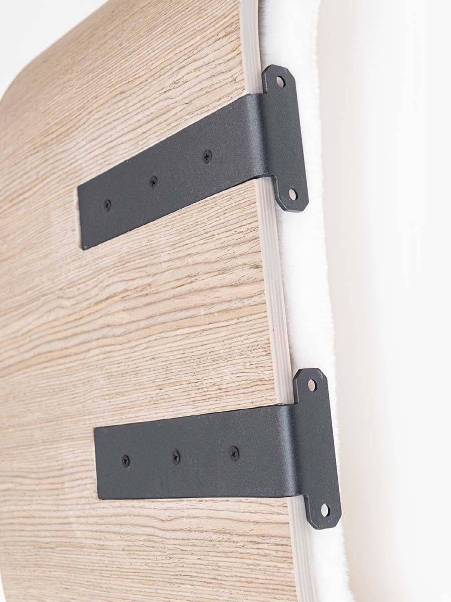Petrebels Kletterwand, Wandliege Curve 70 cm, Kratzbaum Wand, Premium Qualität Wandkratzbaum, Katzenbett Wandmontage, Holz Farbe Eiche-Altgrau Look