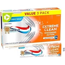 Pack of 3 Extreme Aquafresh Clean Whitening Action Fluoride Toothpaste, Mint Blast, 5.6 oz
