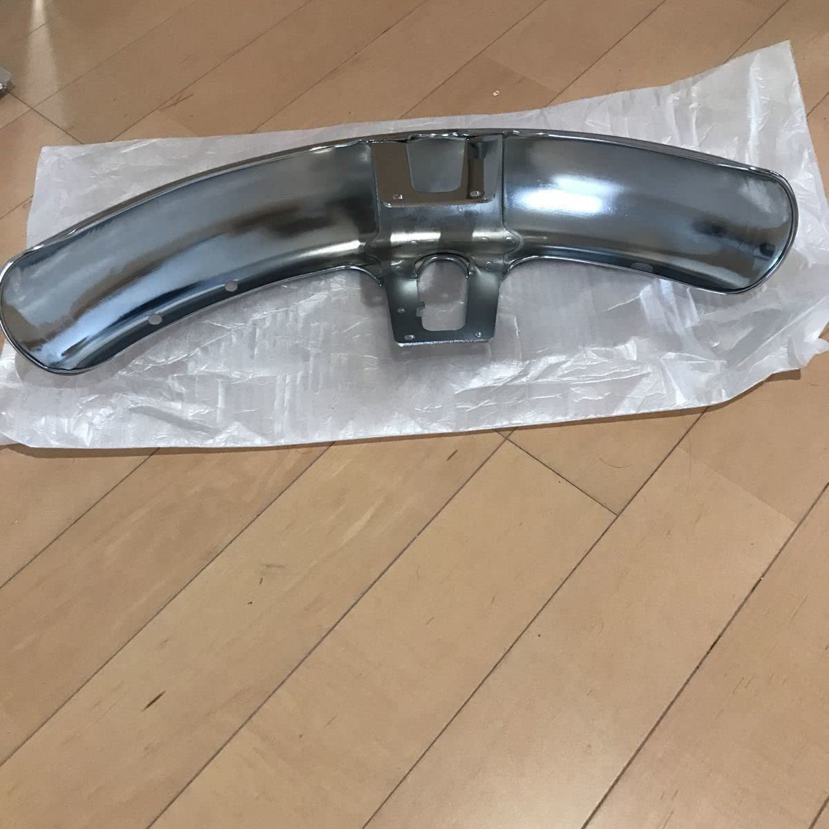 CB400SS　純正　フロントフェンダー Amazon.co.jp: CB400SS 純正フロントフェンダー 品 : 車＆バイク