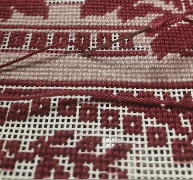 Image of Needlepoint Blank Canvas MonoDeluxe 12 /13 /14 /18-Mesh Sheets Set of 4 (13 Mesh 8 inchx8 inch)