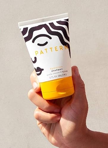 Miniatura 10 de PATTERN Beauty Champú hidratante para rizos bobinas y texturas ajustadas 25 onzas líquidas