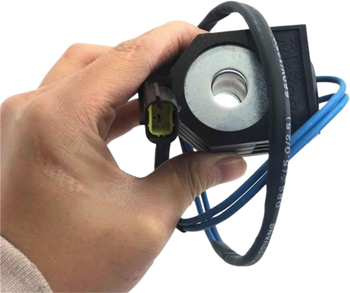 1PCS For 150/220/225/300-5-7 Excavator Walking Pilot Safety Lock Solenoid Valve Core Coil Accessories(12v)