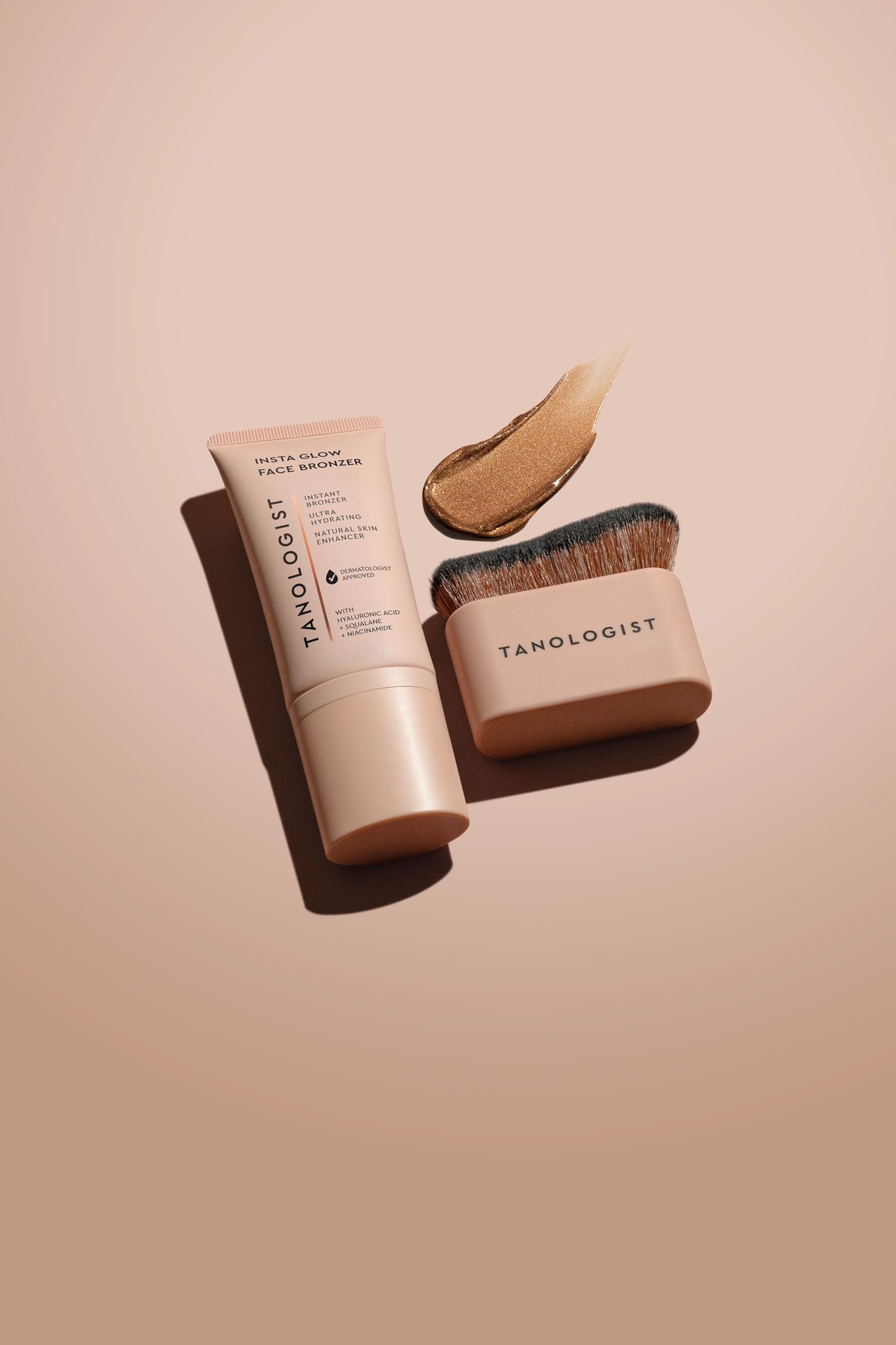 Tanologist KABUKI Face & Body Blending Brush Self Tan Applicator for an Airbrushed Finish